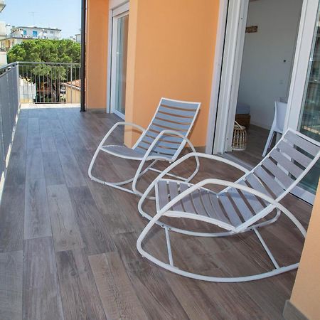 Casalina Hotel Lido di Jesolo Bagian luar foto