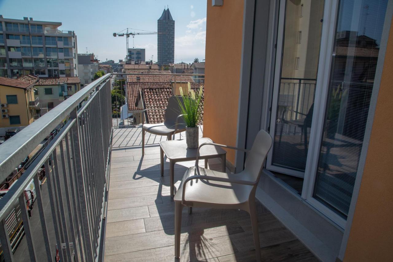 Casalina Hotel Lido di Jesolo Bagian luar foto