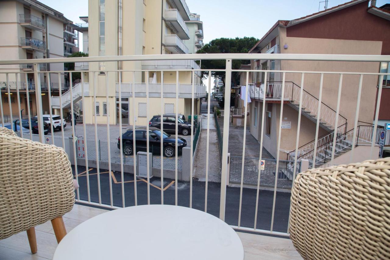 Casalina Hotel Lido di Jesolo Bagian luar foto