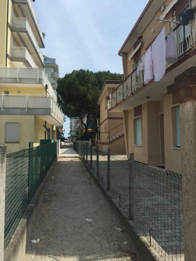 Casalina Hotel Lido di Jesolo Bagian luar foto