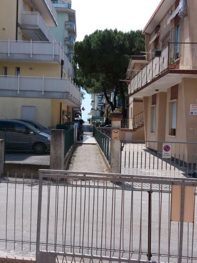 Casalina Hotel Lido di Jesolo Bagian luar foto